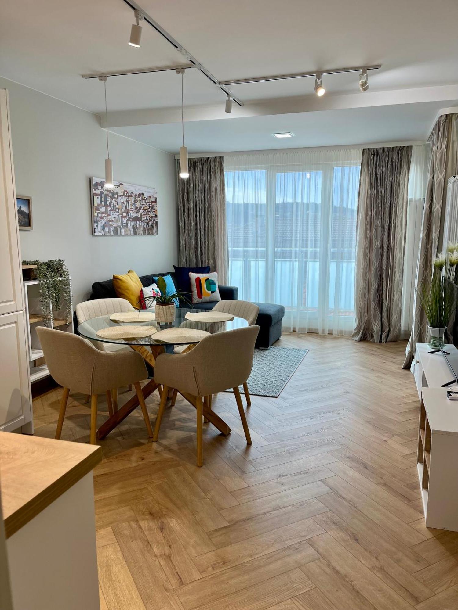 Parkview Luxury In City Center 8 Veliko Tarnovo Exterior photo